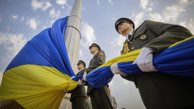 В Госдуме призвали Запад открыть второй фронт против нацистов на Украине